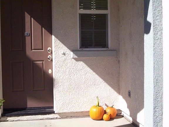 5th image of 460 Candela Cir