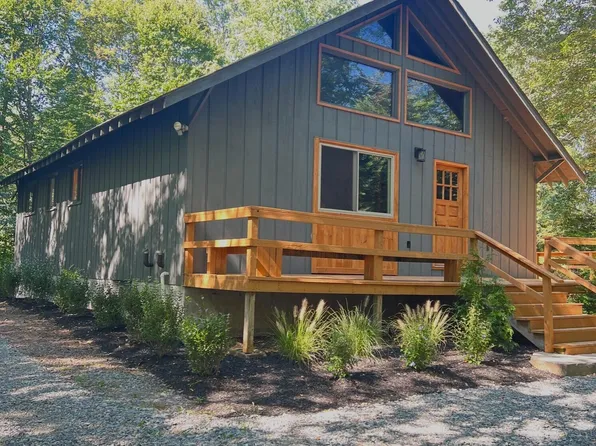 177 Winding Hill Rd, Pocono Pines, PA 18350