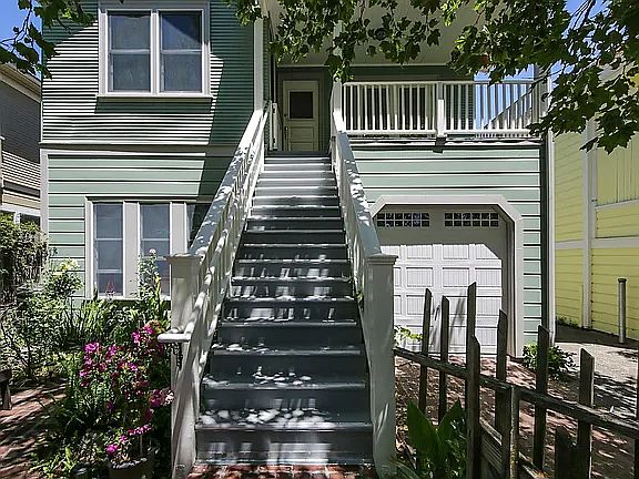 Steps leading to upper unit 16