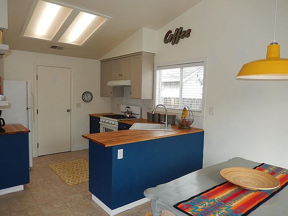 4th image of 2235 Silverbrook Ct