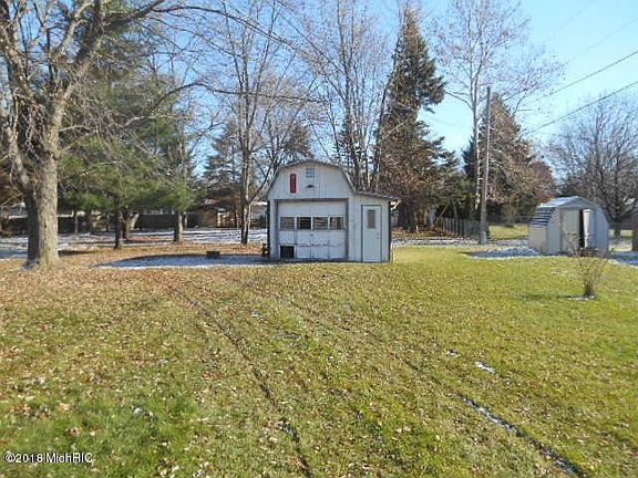 5th image of 921 Meadowlane Dr