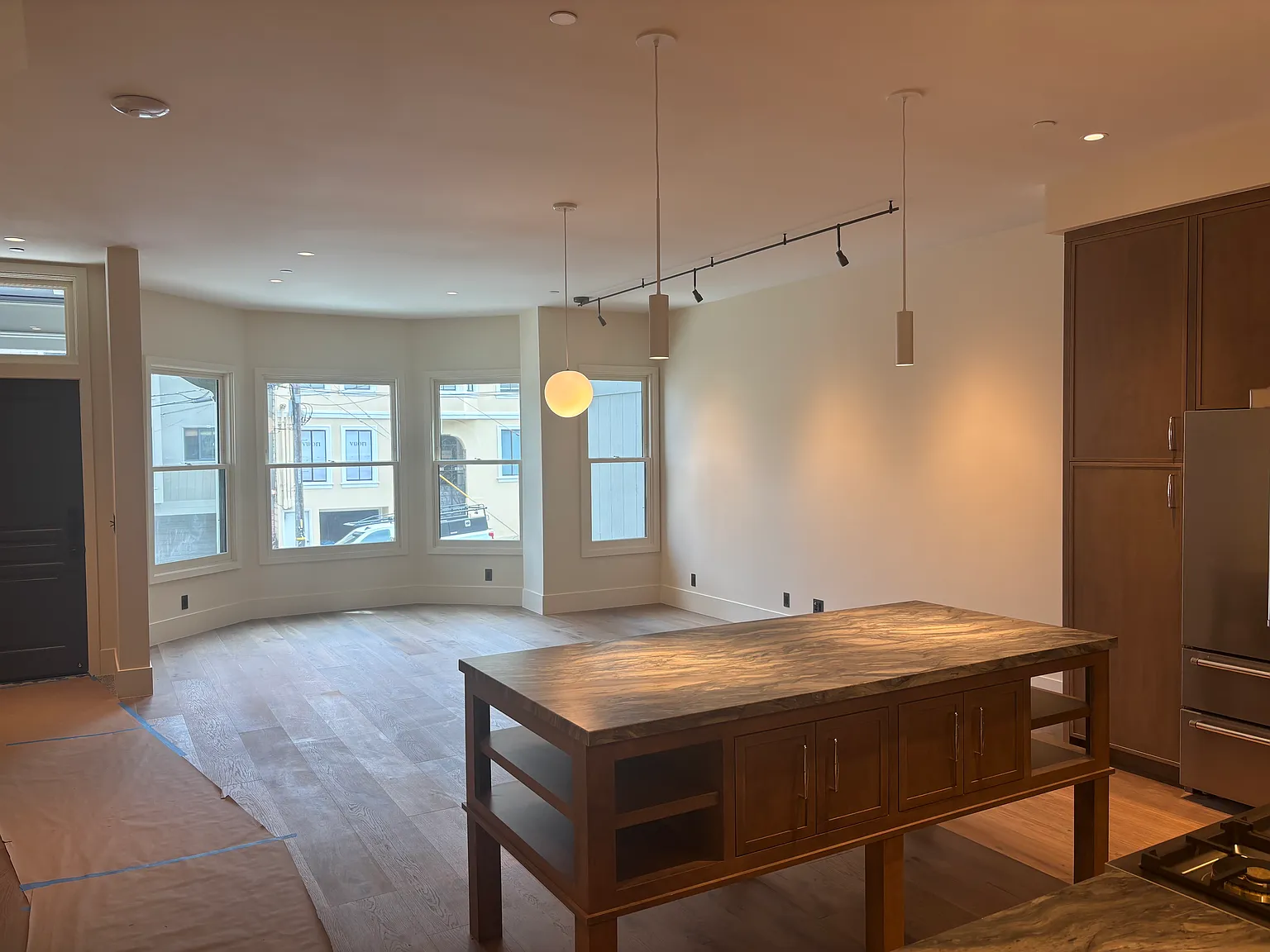 2919 Webster St — Photo 2