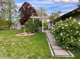 691 Slade Rd, Selah, WA 98942