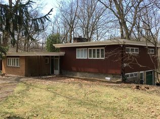 8041 Edwood Rd, Pittsburgh, PA 15237