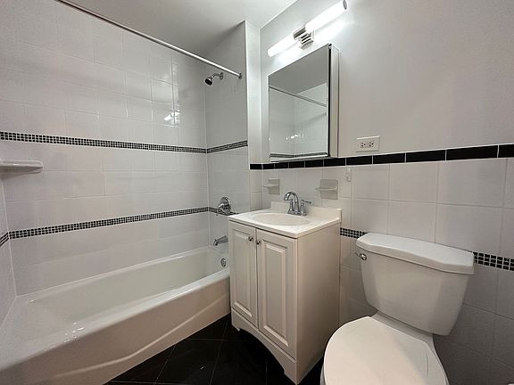 5th image of 7 W 87th St #4S