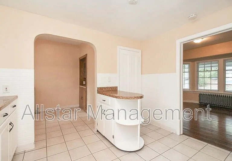 2100 Cottage Grove Dr — Photo 40