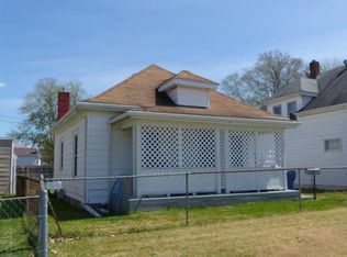 918 Charlotte St, Mishawaka, IN 46545