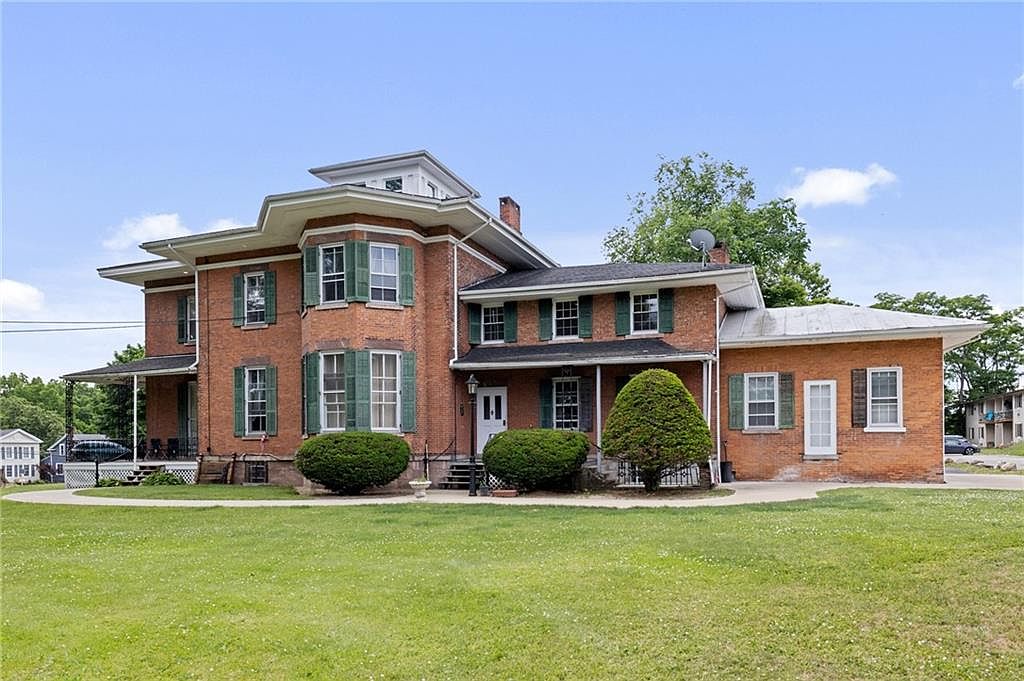 46 W Main St APT 5, Macedon, NY 14502 | Zillow