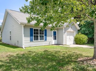 6923 Maddox Ct, Charlotte, NC 28269