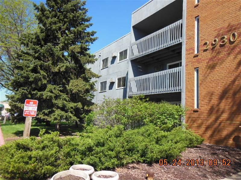 2nd image of 2930 Blaisdell Ave APT 140
