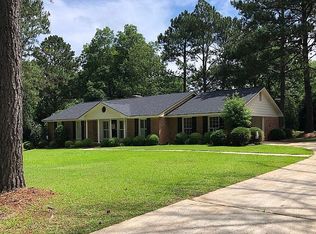 225 Briarwood Cir, Americus, GA 31709