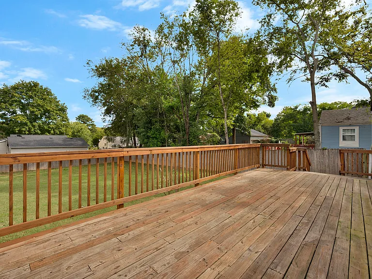 Photo 23. Spacious back deck