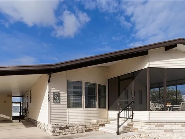 2105 Illinois Ave, Bradenton, FL 34207