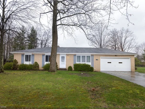 10164 Hawley Dr, North Royalton, OH 44133
