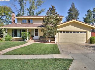 986 Crellin Rd, Pleasanton, CA 94566
