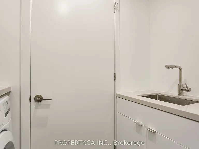 301 Keele St #1 — Photo 42