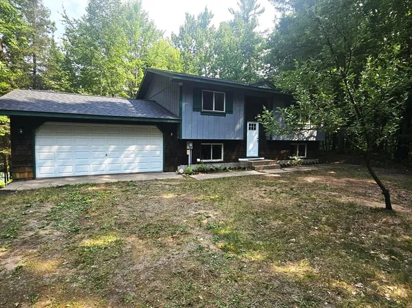 6076 N Windpudding Dr, Hazelhurst, WI 54531