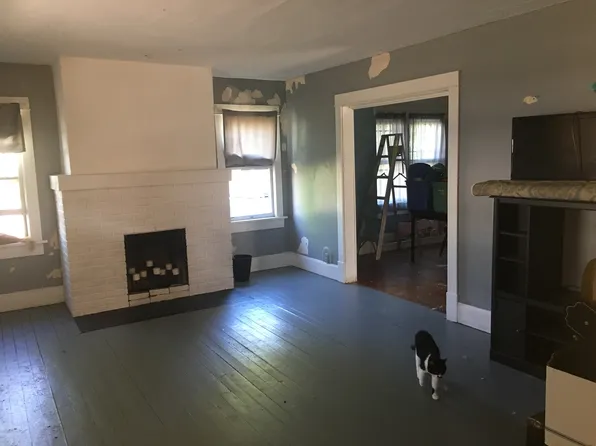 1355 Locust St, Terre Haute, IN 47807