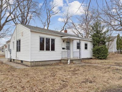 2023 Ashland Ave, Cedar Falls, IA, 50613