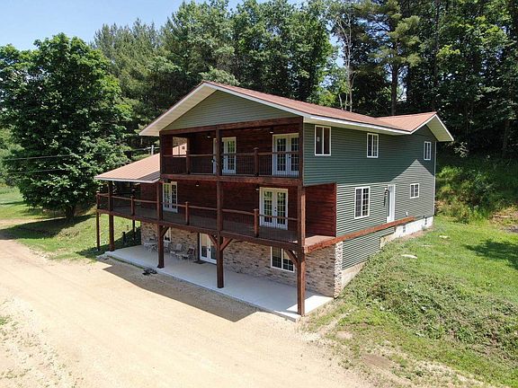 4th image of 26350 Drake Ln