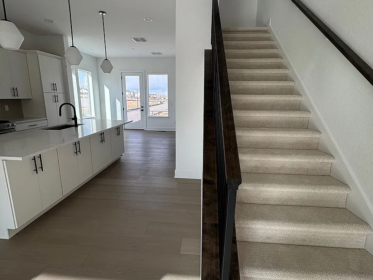 707 Saddle Dr — Photo 9