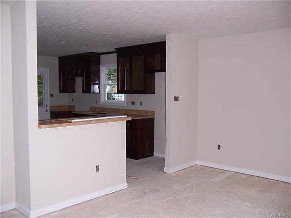 4th image of 118 N Ivy Ave
