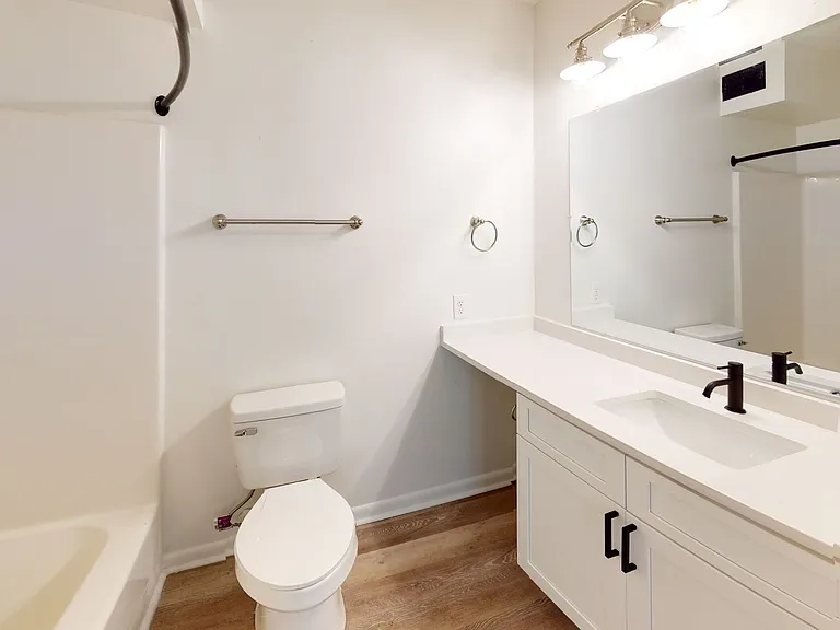 Wallace Terrace Apartments — Photo 15