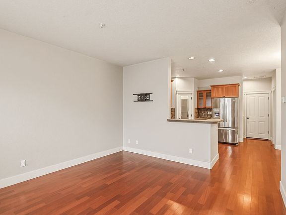 3rd image of 29246 SW Villebois Dr S