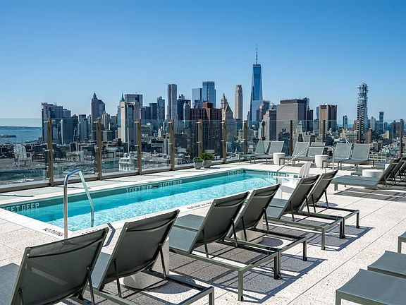 4th image of 55 Suffolk St APT 1911