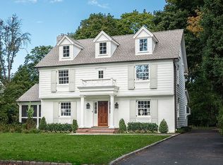 39 Blackburn Pl, Summit, NJ 07901
