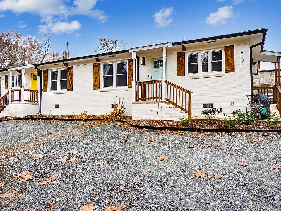 107 Garrison Dr #107