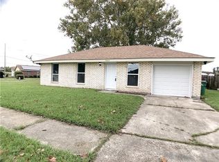 3084 Sorbonne Dr, Marrero, LA 70072