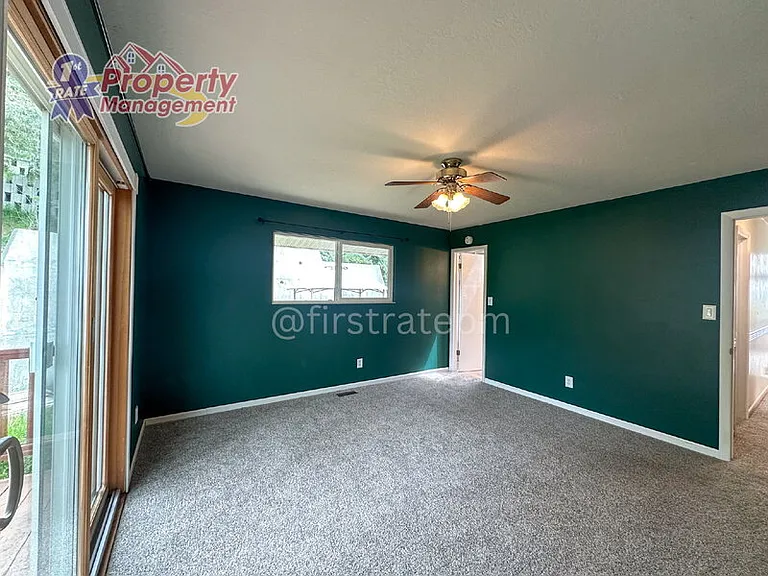 2624 N Hillway Dr — Photo 20