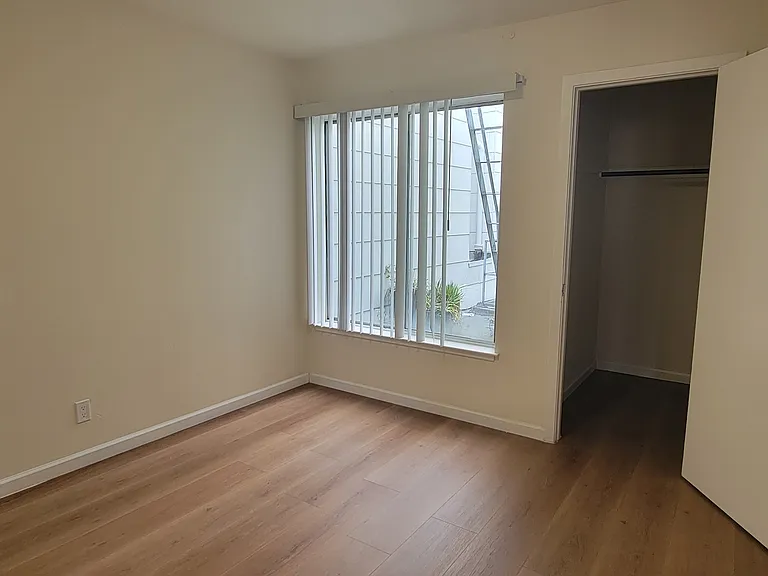 2518 Clement St #1 — Photo 5
