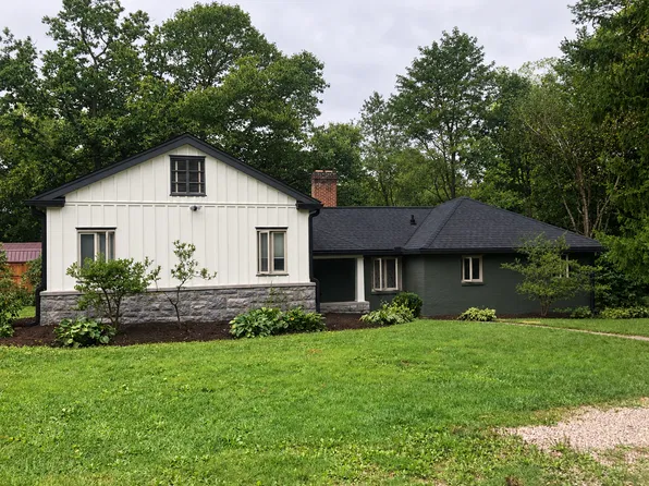 211 Cork Dr, Blacksburg, VA 24060