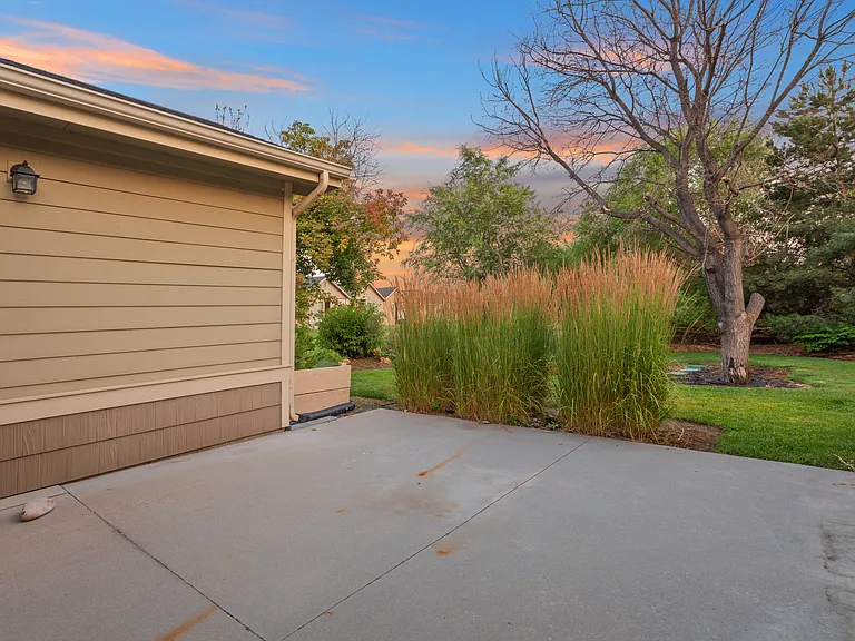 2581 S Gatewood Ln — Photo 23