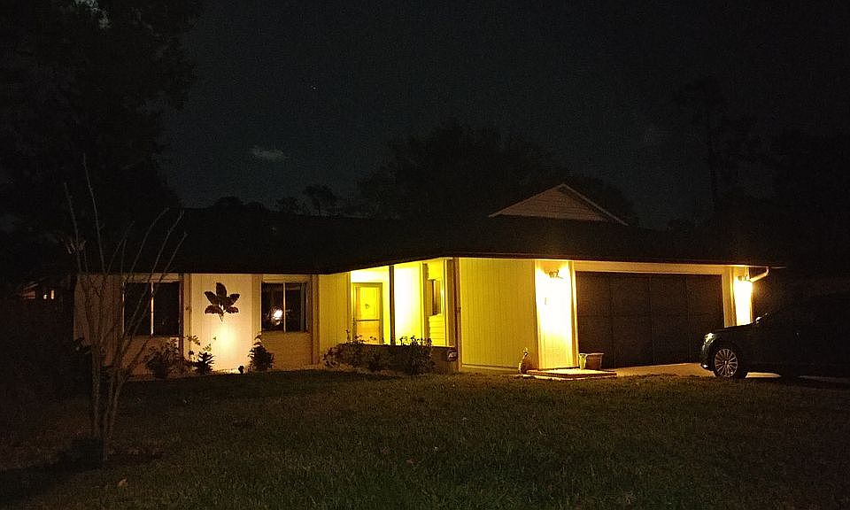 1st image of 23 Berkshire Ln