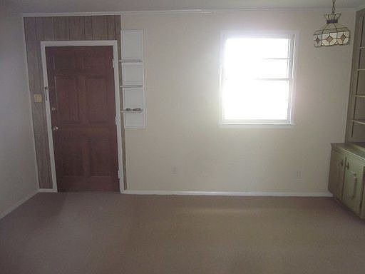 2nd image of 2400 Beck Dr