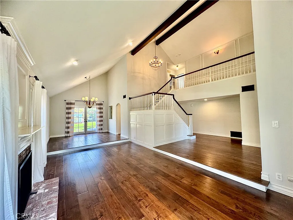 5 bed, 2939 sqft, $7,500 — Photo 4