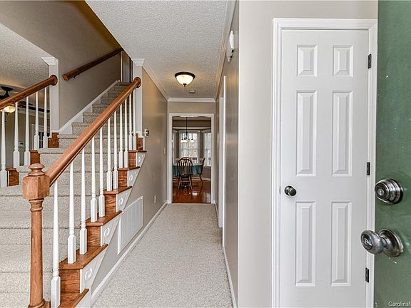 5th image of 4322 Fellows Ln