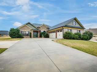 289 Allison Rd, Piney Flats, TN 37686