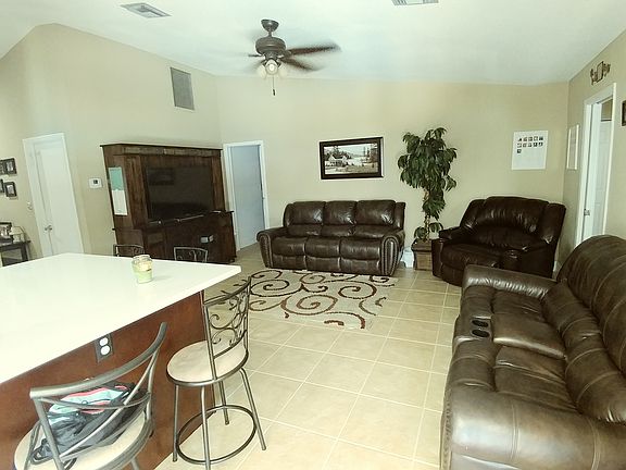 3rd image of 6450 NW 55th Mnr