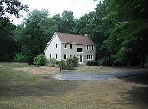 2nd image of 46 Schaefer Cir