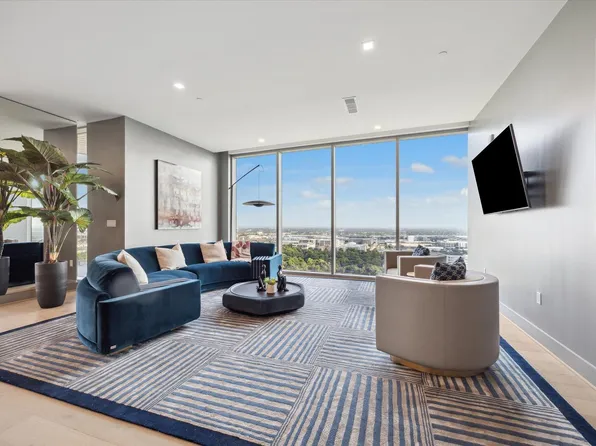 1711 Allen Pkwy #2101, Houston, TX 77019