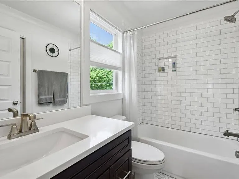 1237 Milton Ter SE — Photo 27