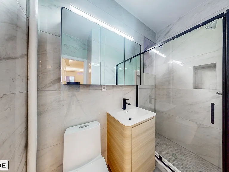 342 E 62nd St #16 — Photo 5