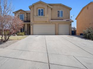 1040 Festival Ct NW, Los Lunas, NM 87031