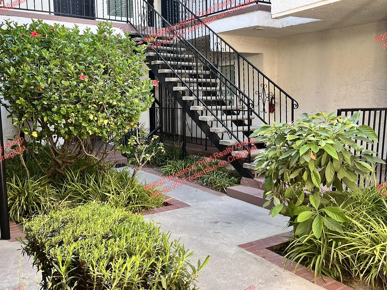 1250 E Corson St — Photo 3