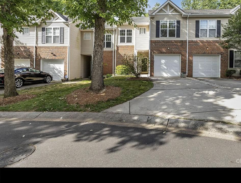 1st image of 10767 Essex Hall Dr