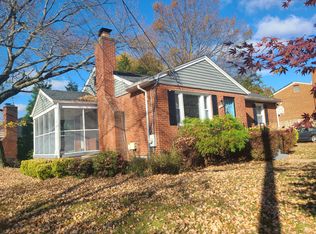 10700 Francis Dr, Silver Spring, MD 20902